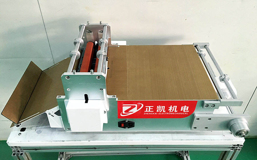 自动裁切裁切机