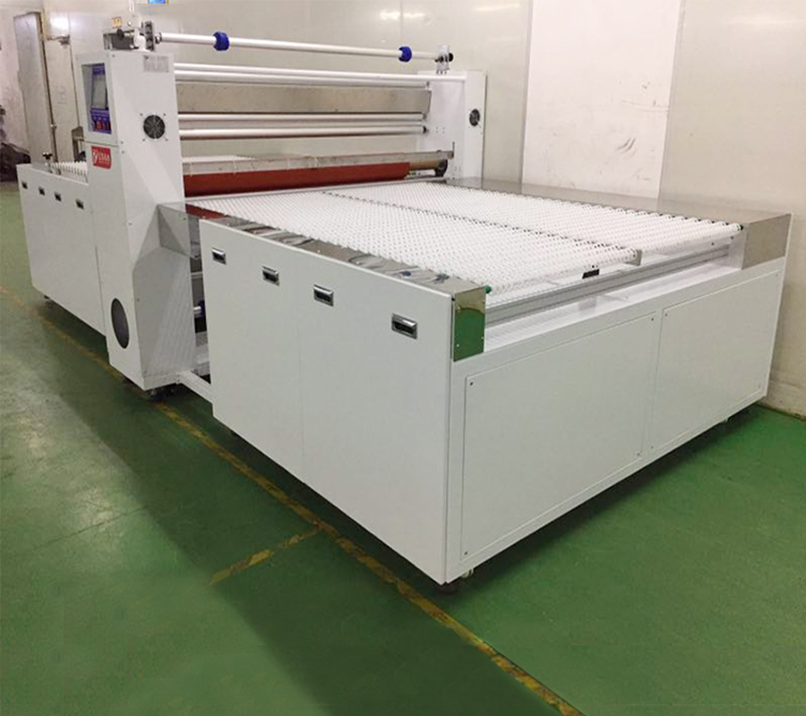 大尺寸覆膜机